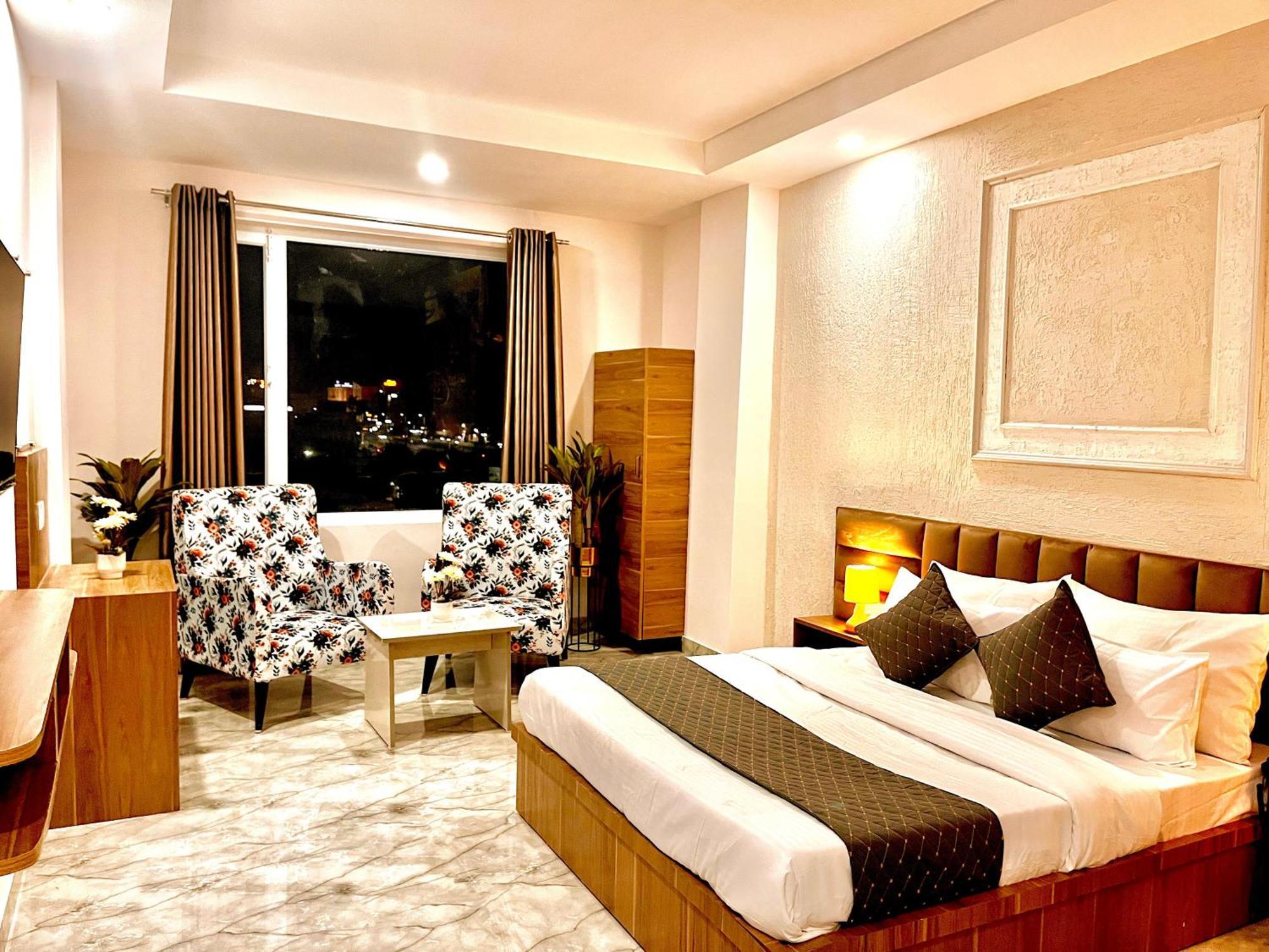 Hotel The Meridian - A Four Star Luxury Hotel, Haridwār Eksteriør billede